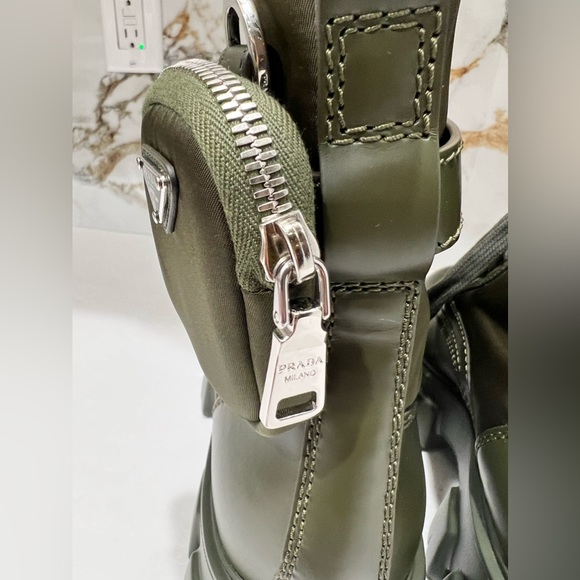 Prada Re-Nylon Metal Triangle Logo Mens Monolith Pouch Pocket Combat Boots US 11 - Picture 8 of 15